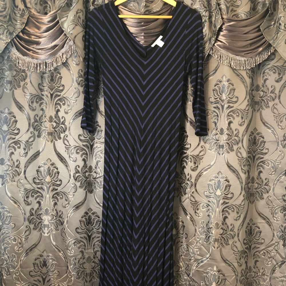 Motherhood Maternity Maxi Dress Blue/Black Stripes-Small
